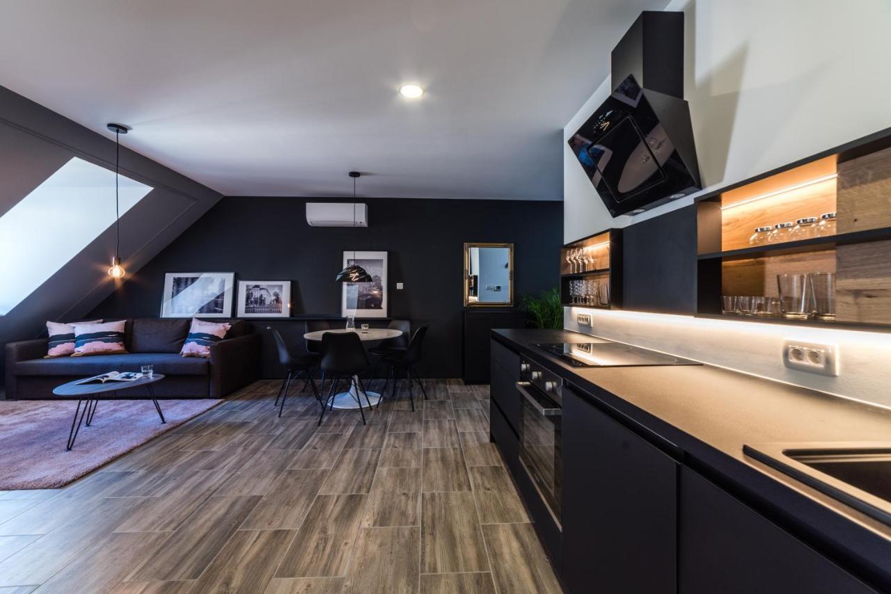 Flex Apartments Tour As Lublaň Exteriér fotografie