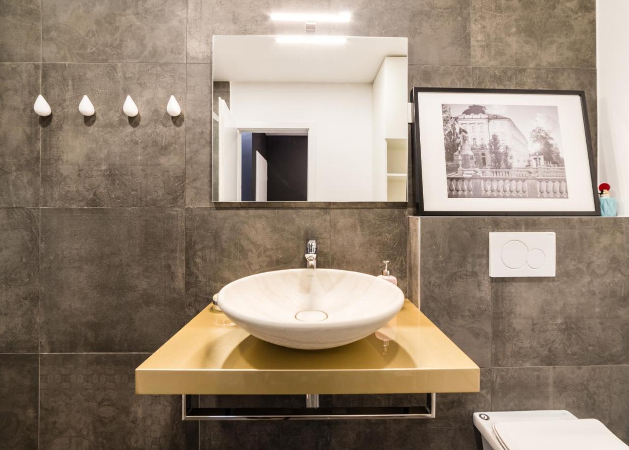 Flex Apartments Tour As Lublaň Exteriér fotografie